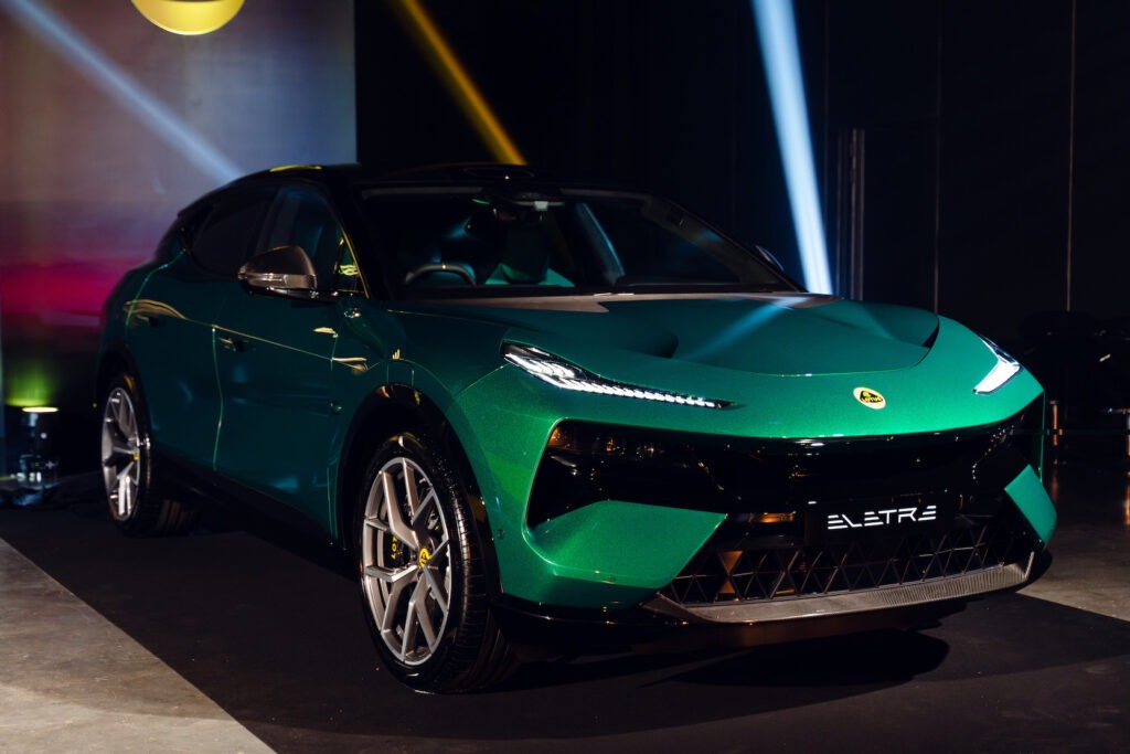 Lotus Electre R